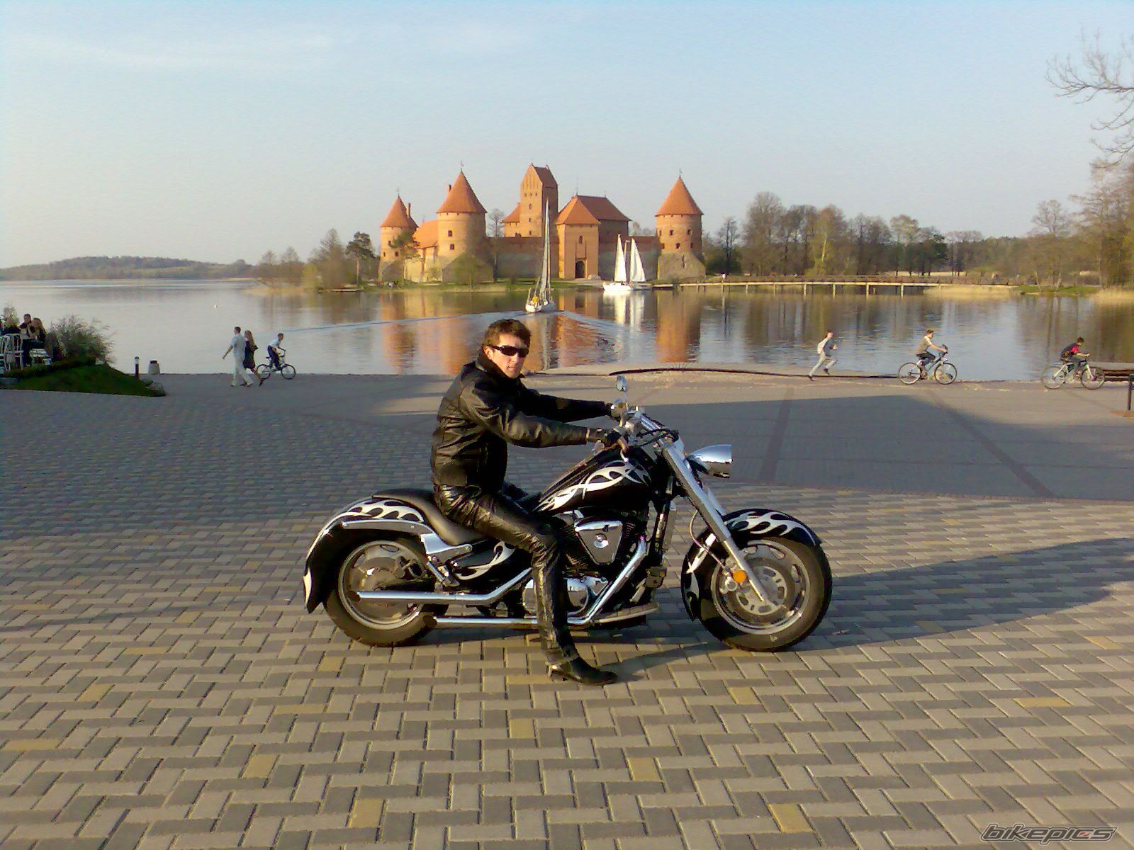 2001 SUZUKI INTRUDER 1500 | Picture 1088689 motorcycle photo