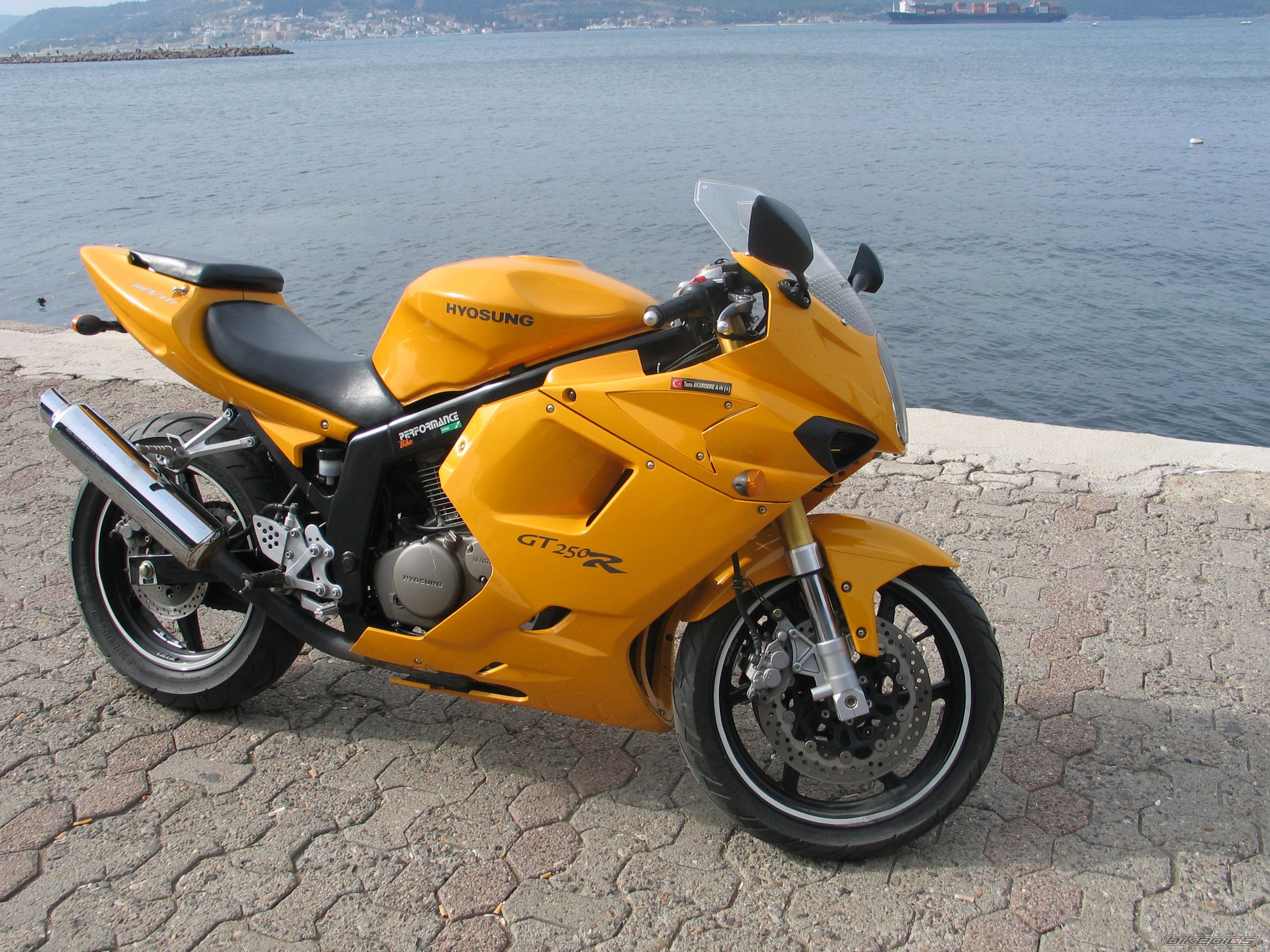 2006 HYOSUNG GT 250 R COMET | Picture 1089716 motorcycle photo