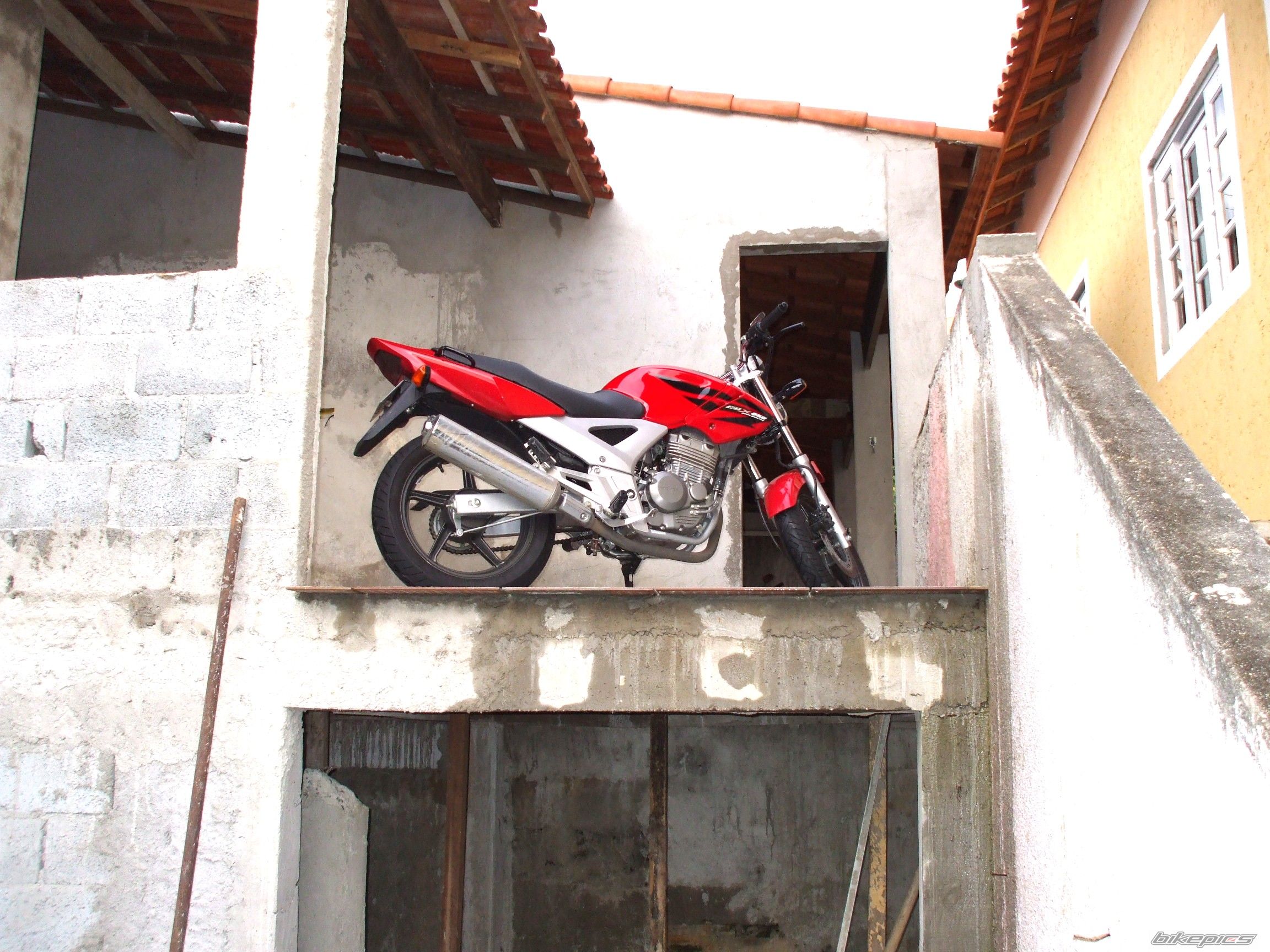 2007 HONDA CBX 250 | Picture 1091468 motorcycle photo