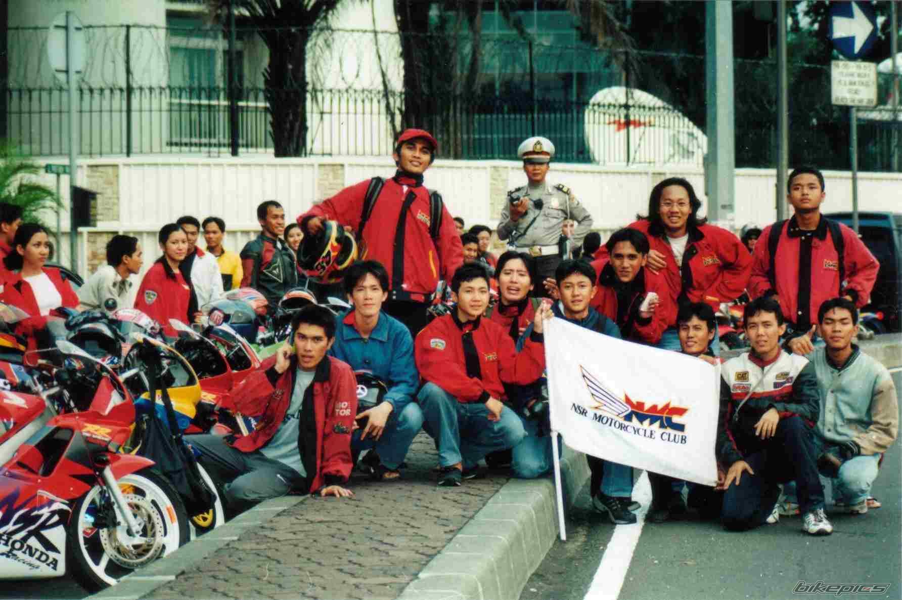 1995 HONDA NSR 150 | Picture 1091632 motorcycle photo