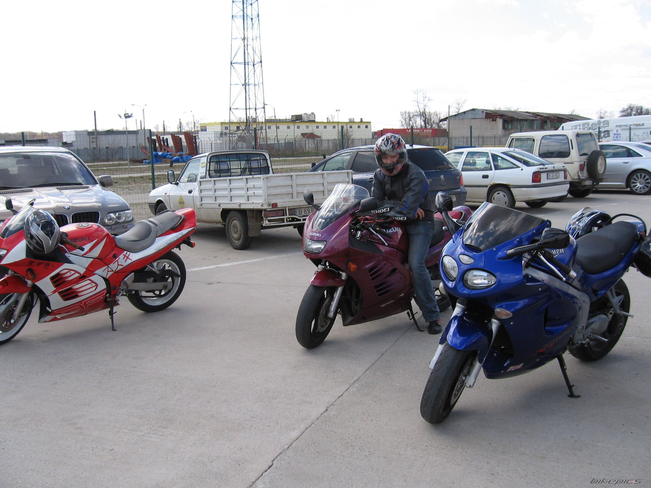 1993 SUZUKI RF 400 | Picture 1094931 motorcycle photo