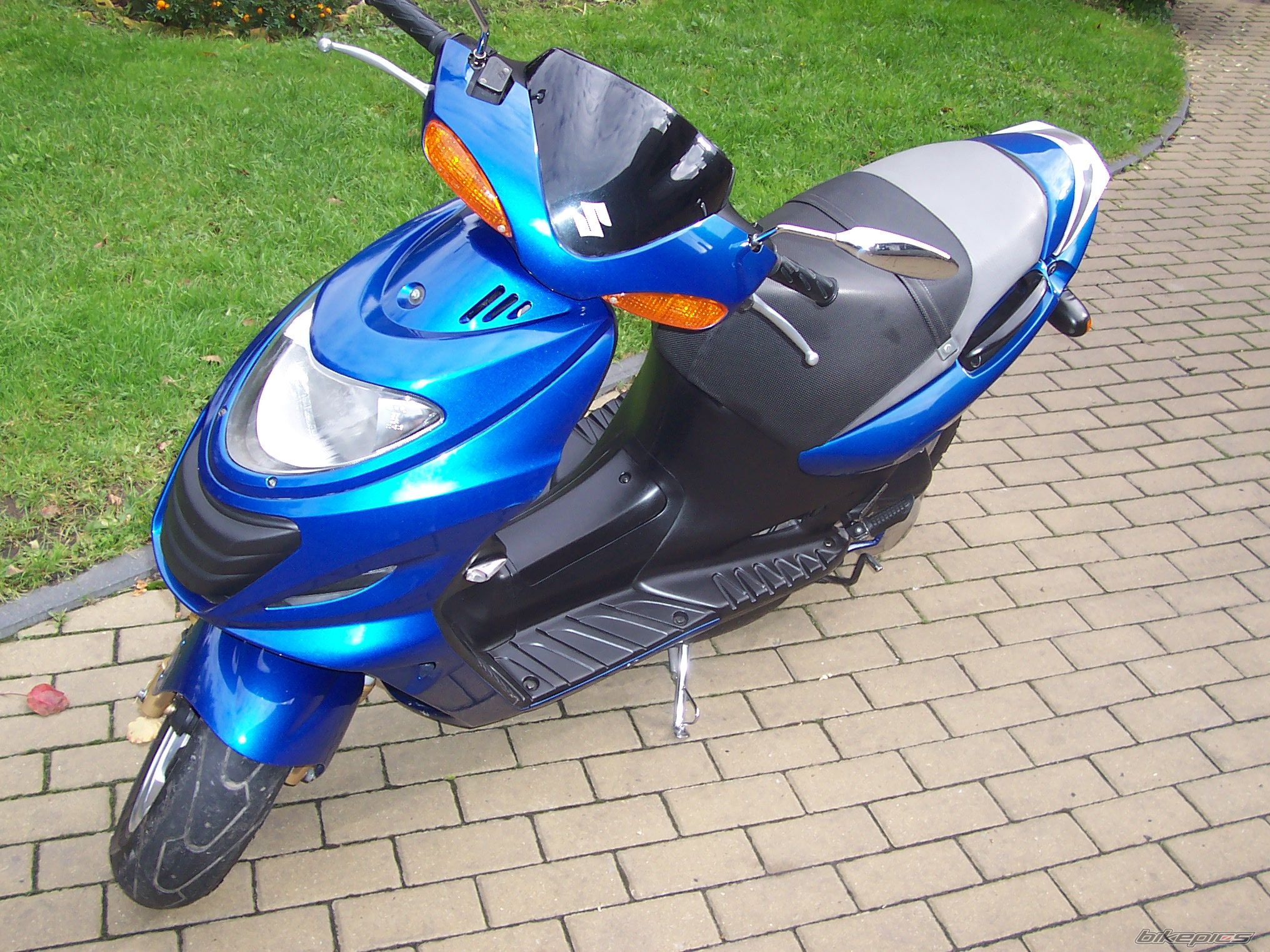 2002 SUZUKI AY 50 | Picture 1098214 motorcycle photo