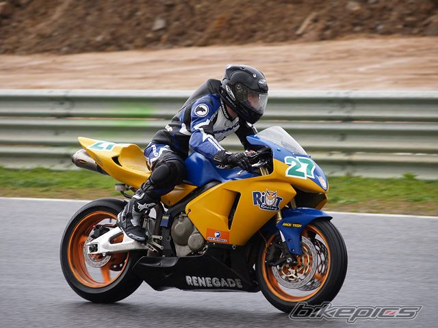 2005 HONDA CBR 600 RR | Picture 1100471 motorcycle photo