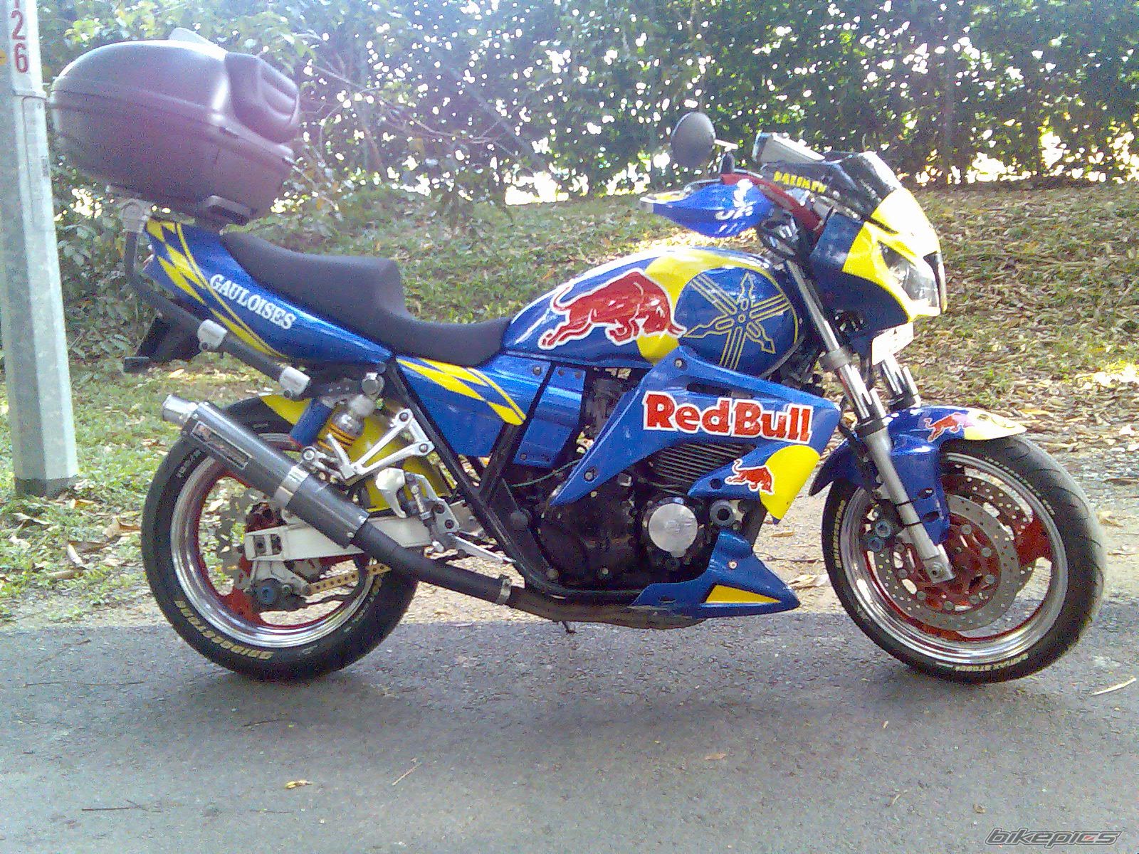 2003 YAMAHA XJR 400 | Picture 1101298 motorcycle photo