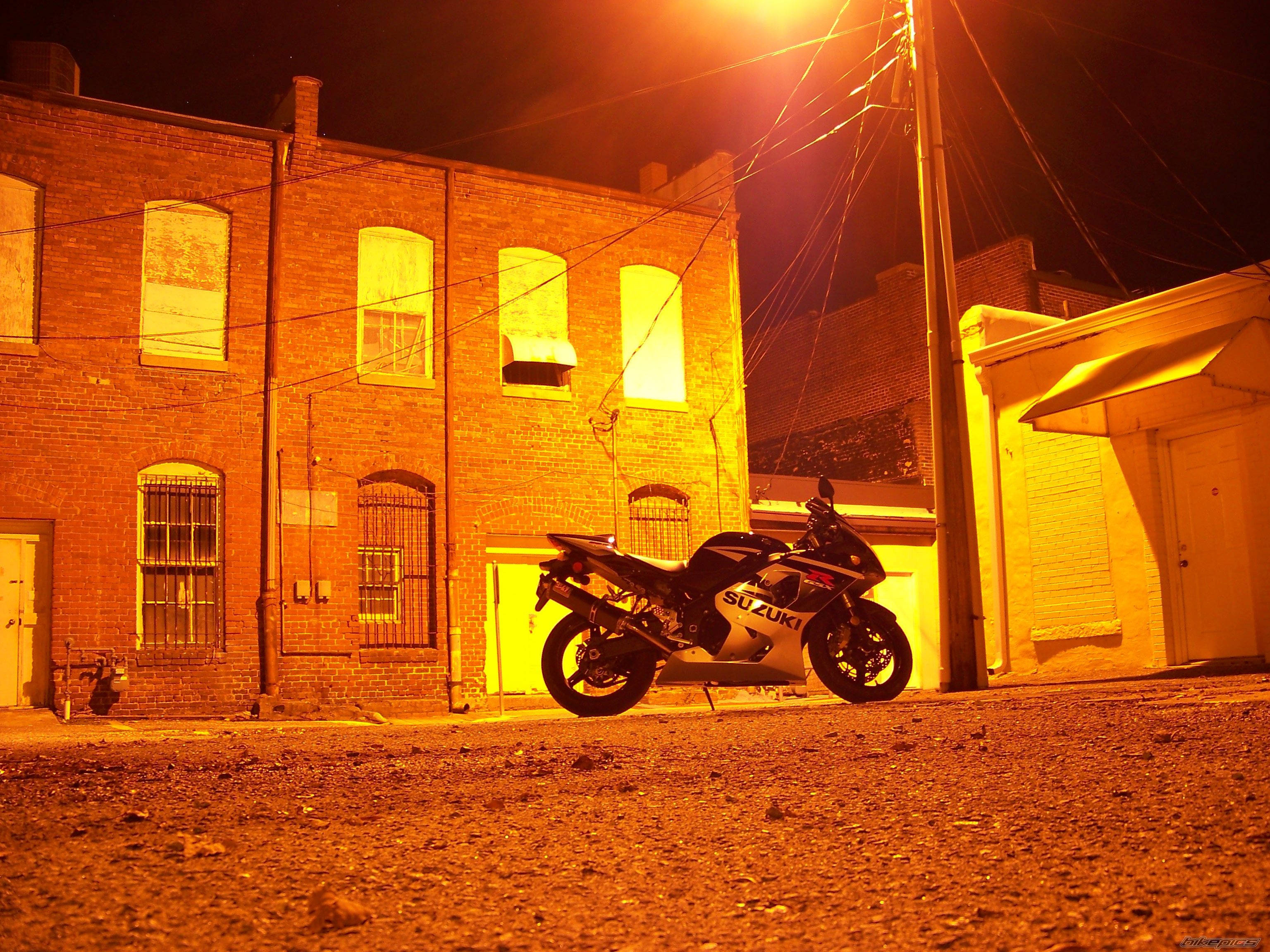 2005 SUZUKI GSX R 600 | Picture 1101411 motorcycle photo