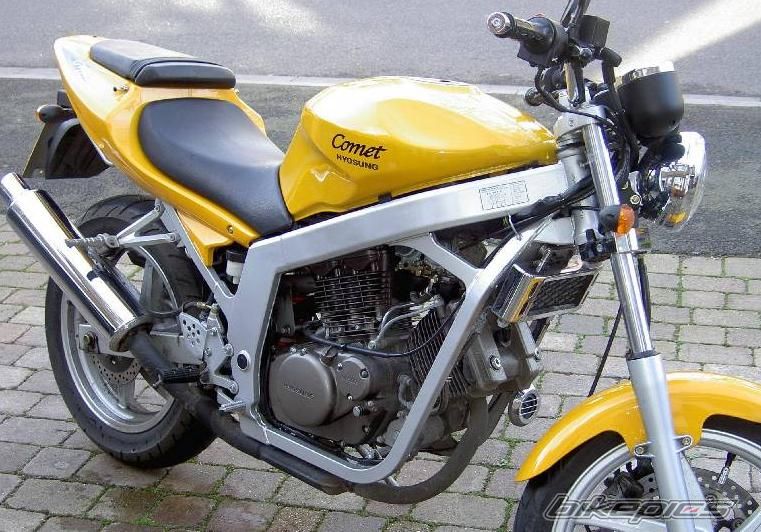 2004 HYOSUNG COMET GTR 125 | Picture 1104285 motorcycle photo