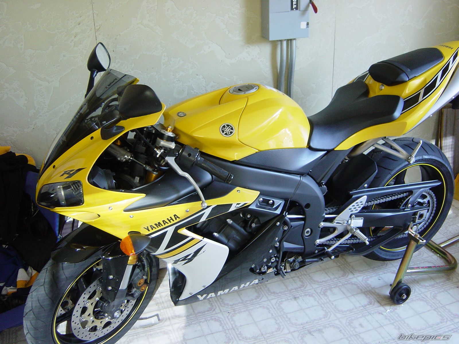 2006 YAMAHA YZF R1 | Picture 1104709 motorcycle photo