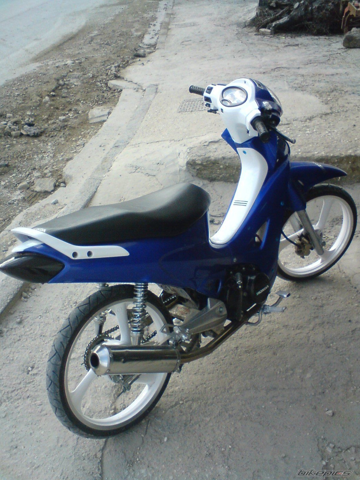 2001 HONDA INNOVA 125 | Picture 1105210 motorcycle photo