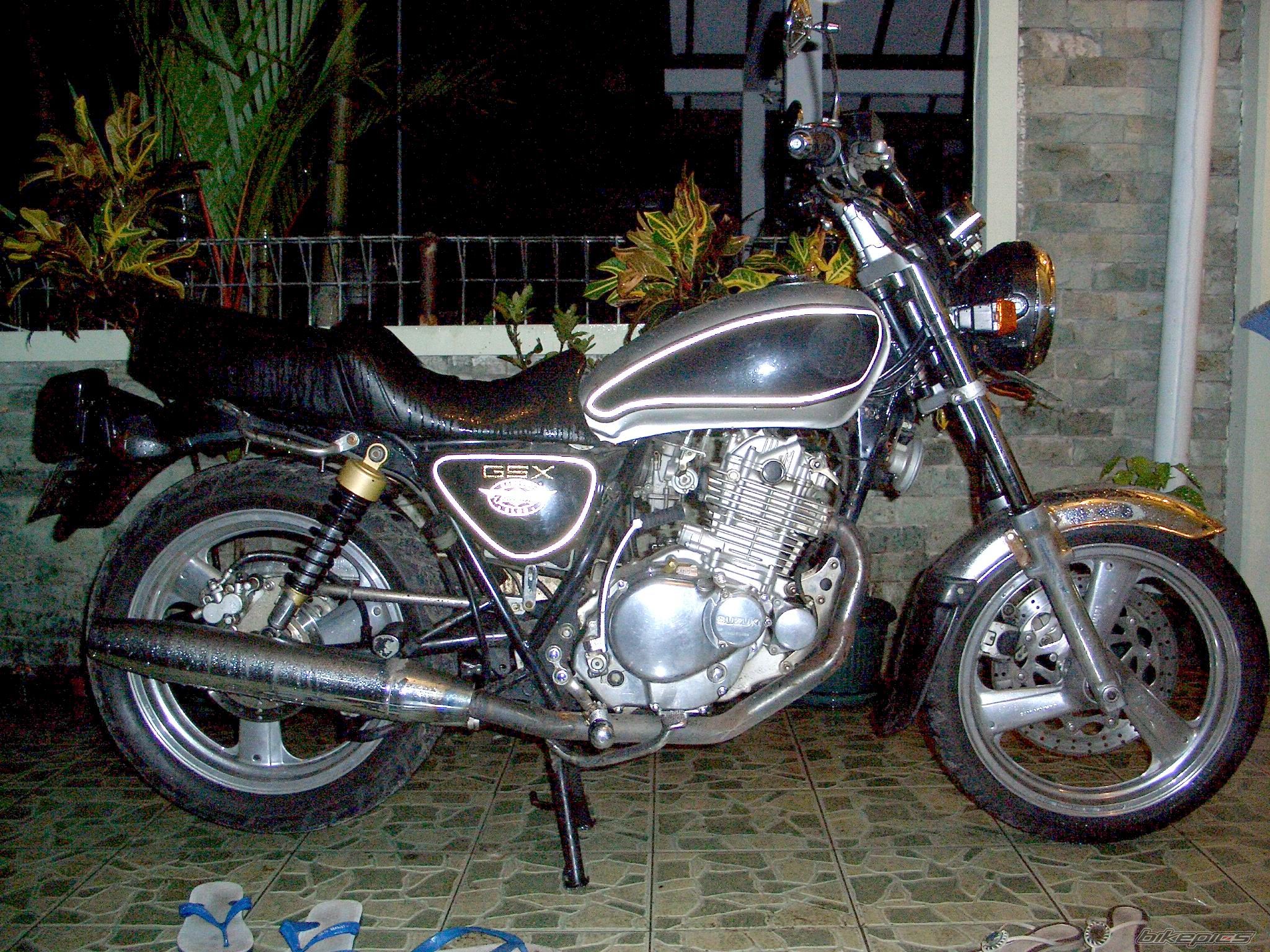 2000 SUZUKI GS 250 | Picture 1105503 motorcycle photo