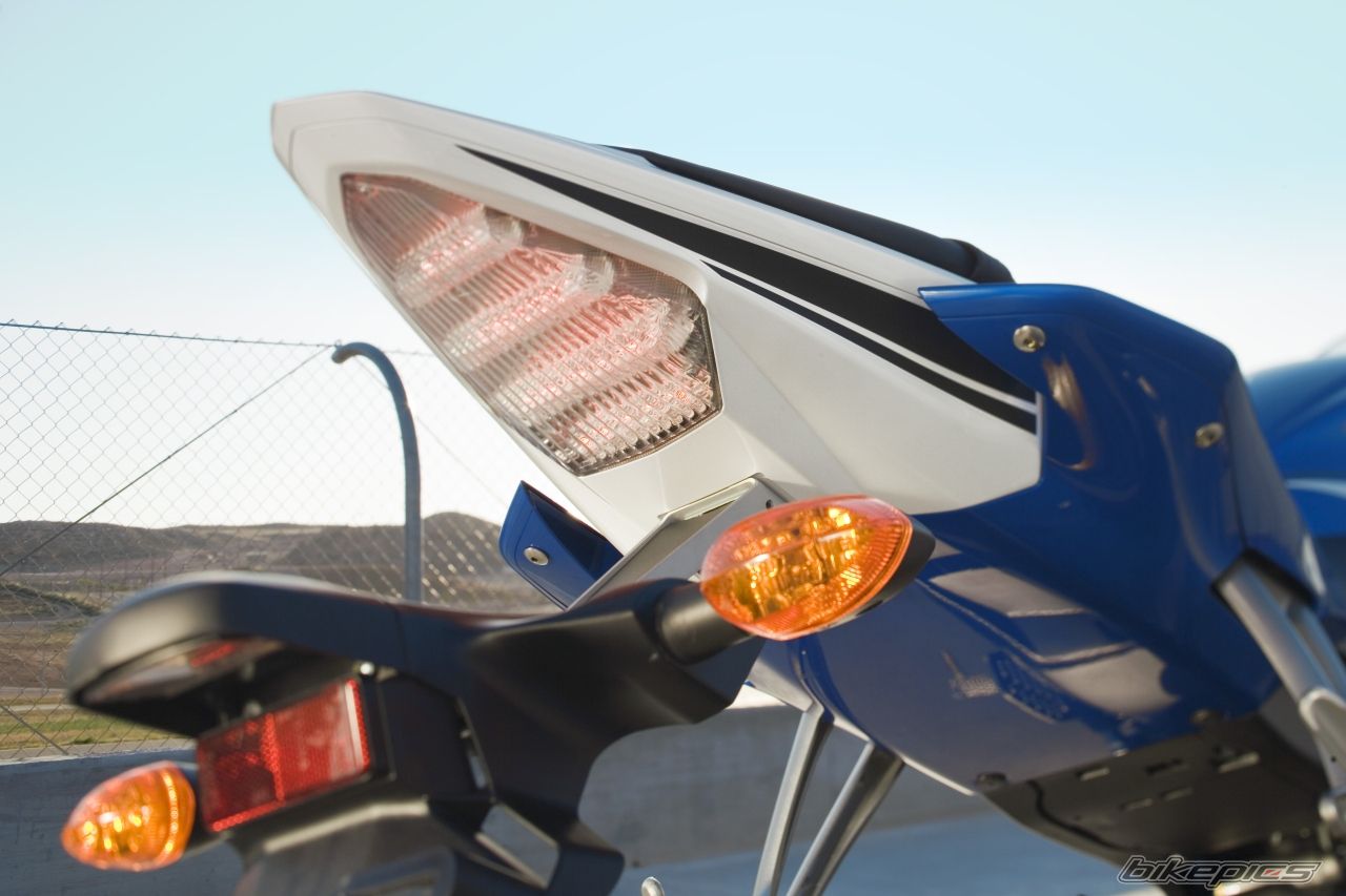 2008 YAMAHA YZF R6 | Picture 1106642 motorcycle photo
