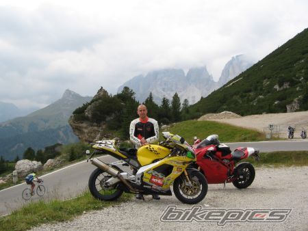2001 APRILIA RSV 1000R MILLE | Picture 1110284 motorcycle photo