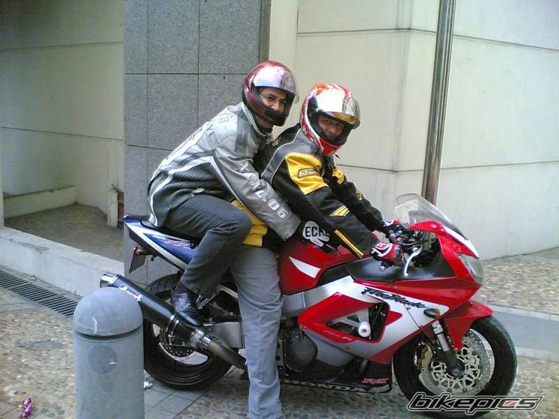 2001 HONDA CBR 929RR FIREBLADE | Picture 1111263 motorcycle photo