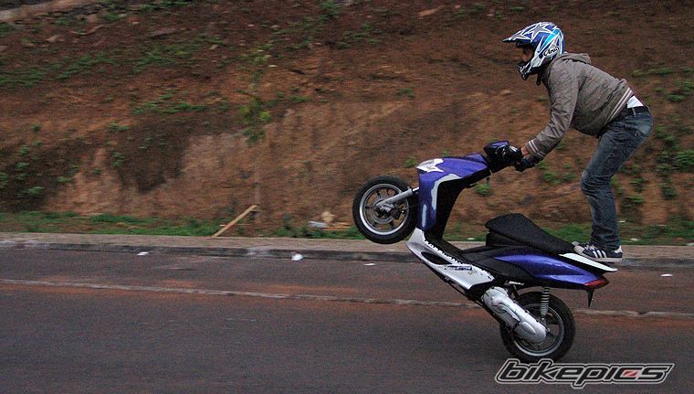 2007 YAMAHA JOG R CS 50 | Picture 1111591 motorcycle photo