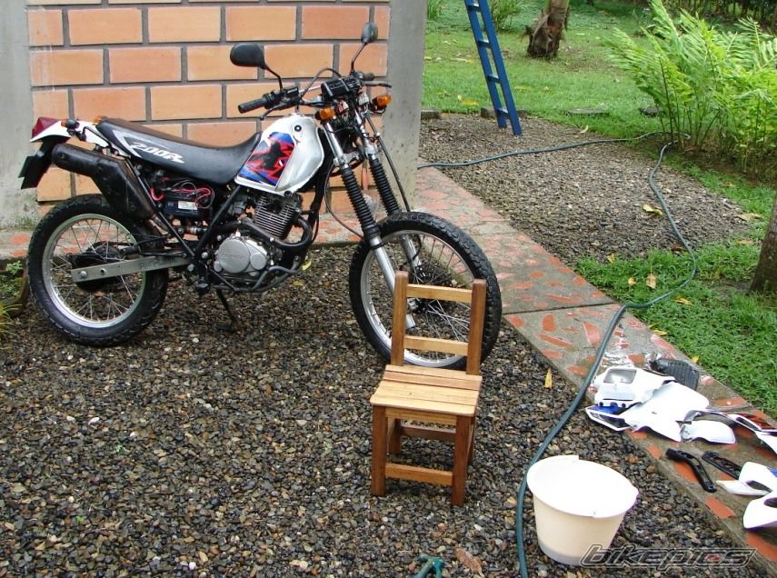 2001 HONDA XR 200 | Picture 1114232 motorcycle photo