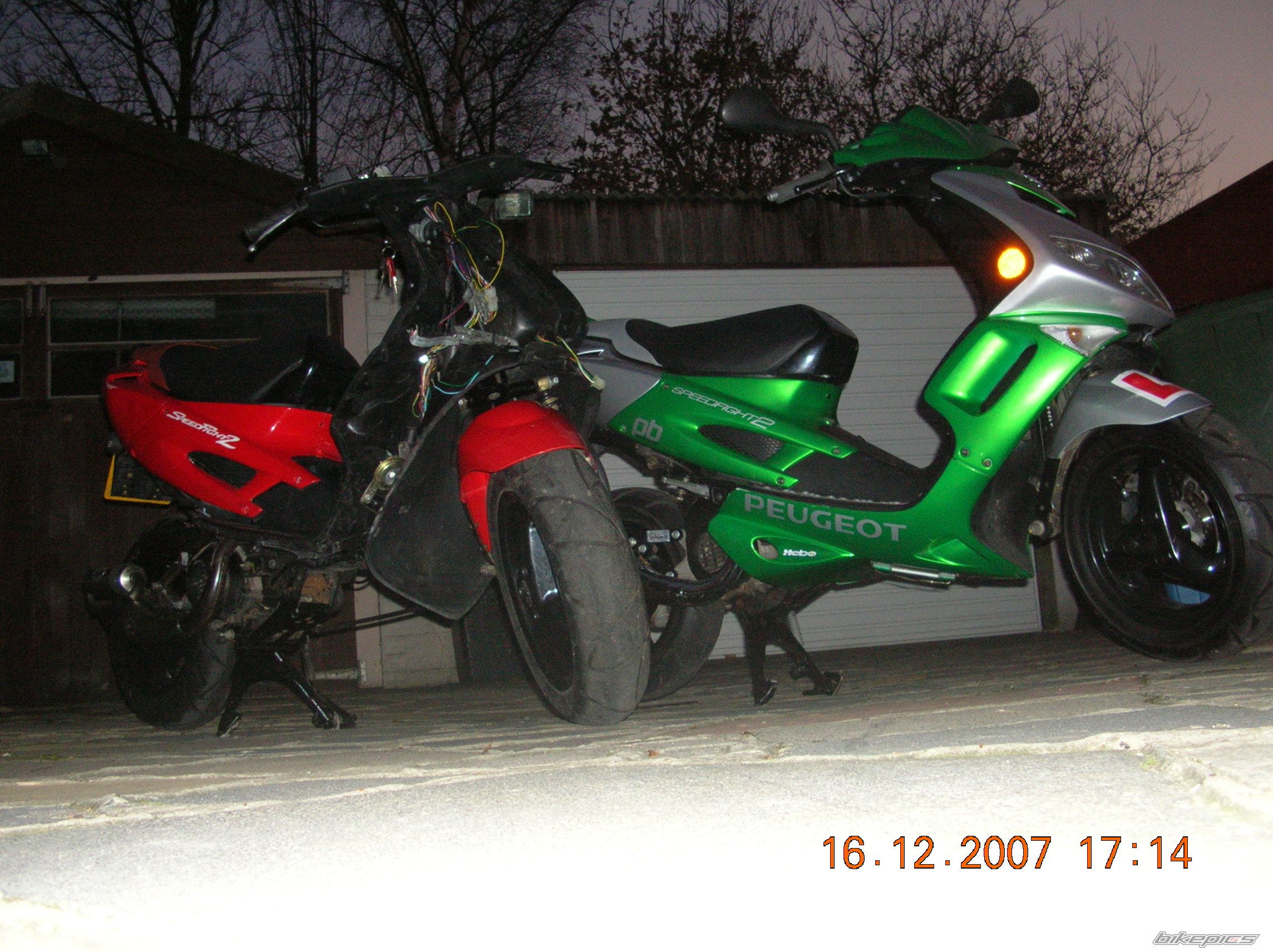 2004 PEUGEOT SPEEDFIGHT2 50 | Picture 1119121 motorcycle photo