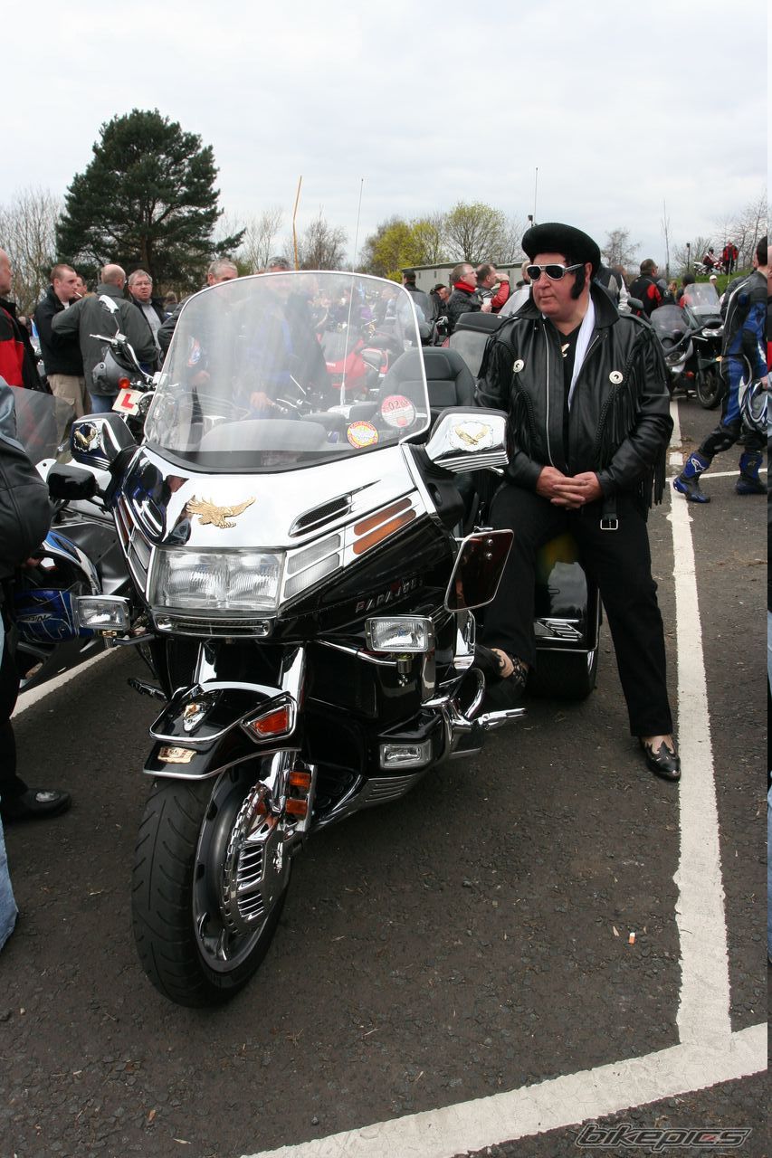 1992 HONDA GOLDWING | Picture 1119426 motorcycle photo