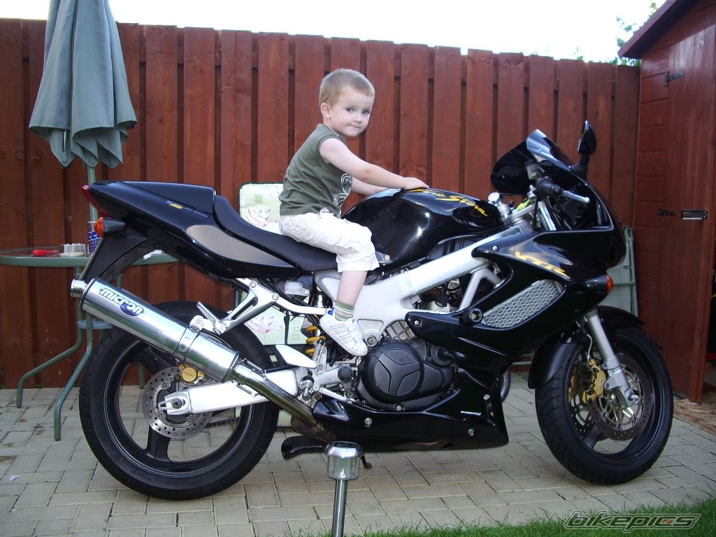 1997 HONDA VTR 1000 | Picture 1120616 motorcycle photo