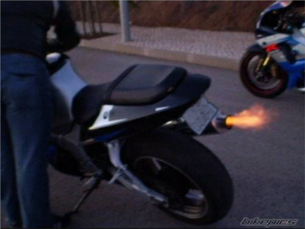 2000 SUZUKI GSX R 750 | Picture 1124219 motorcycle photo