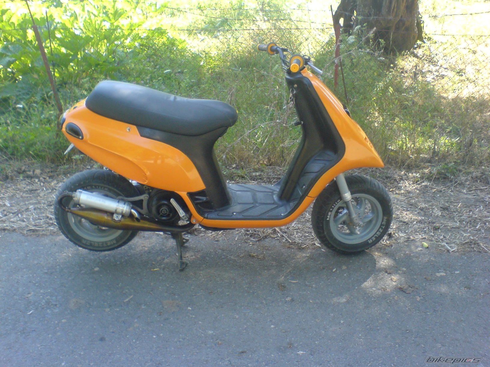 2001 PIAGGIO TYPHOON 50 | Picture 1124433 motorcycle photo