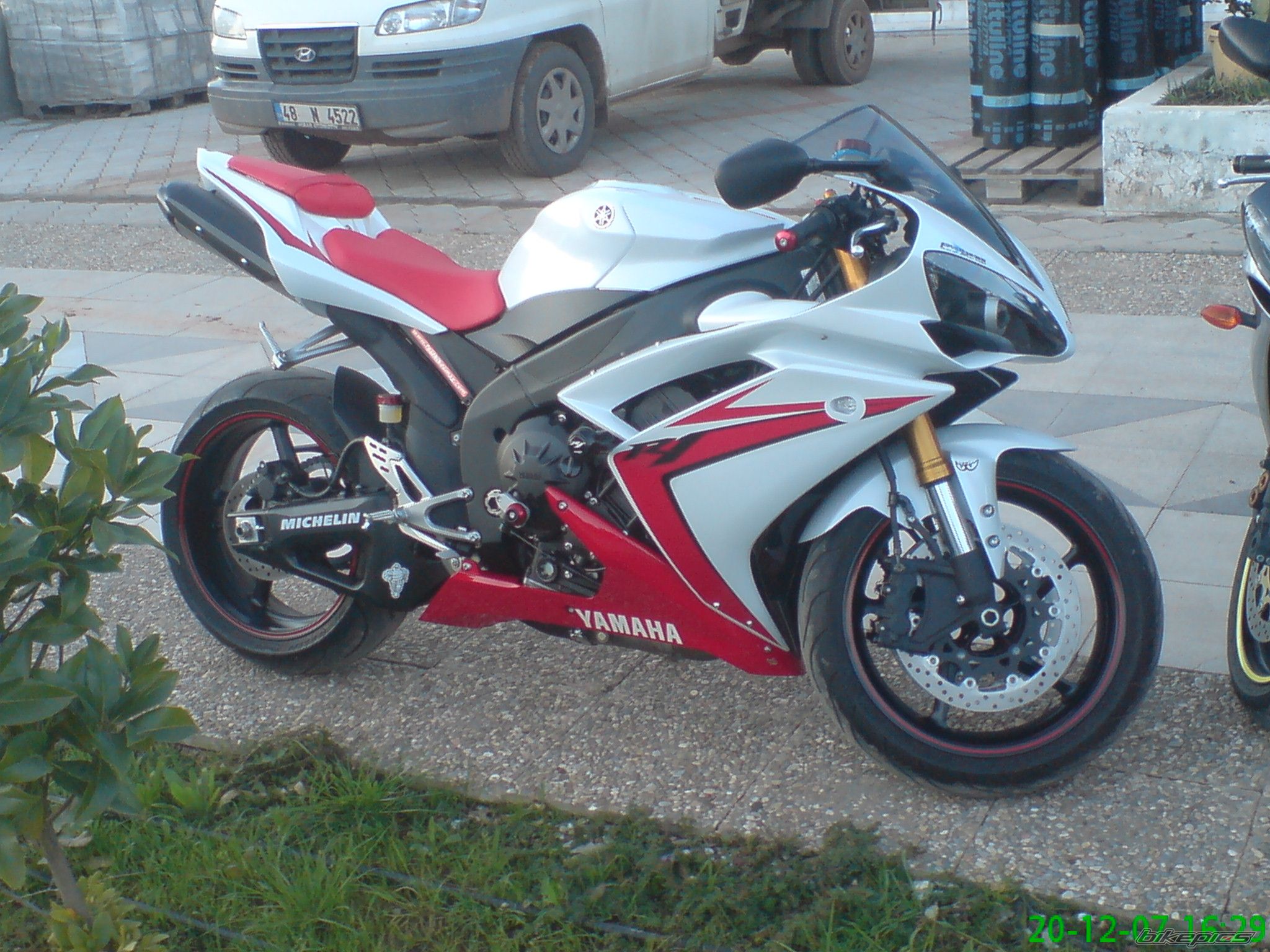 2007 YAMAHA YZF R1 | Picture 1125558 motorcycle photo