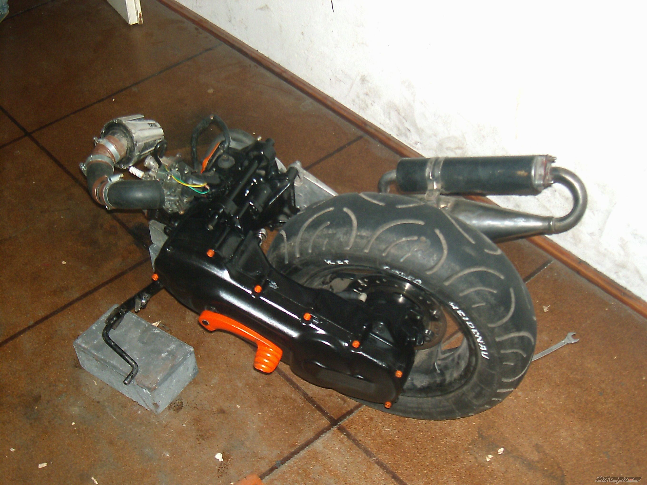 1999 MALAGUTI PHANTOM 50 F12 | Picture 1125731 motorcycle photo