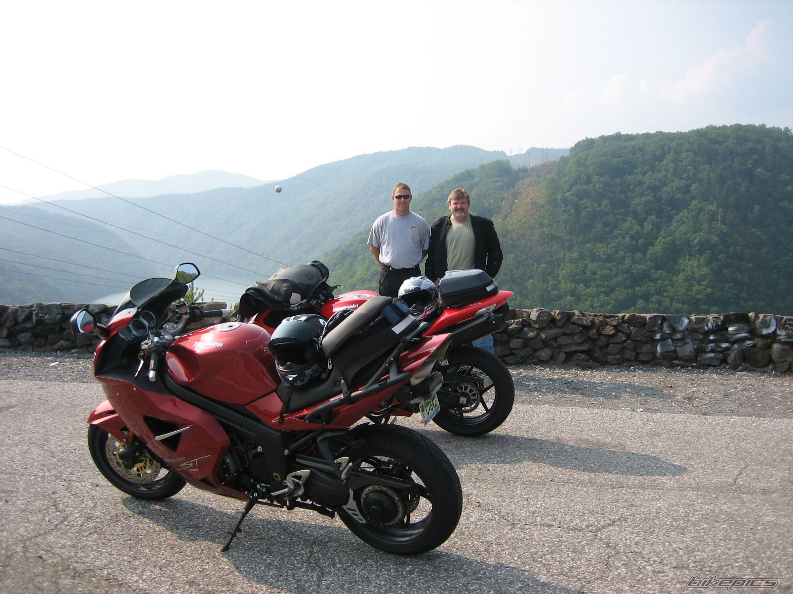 2006 TRIUMPH SPRINT ST | Picture 1126122 motorcycle photo