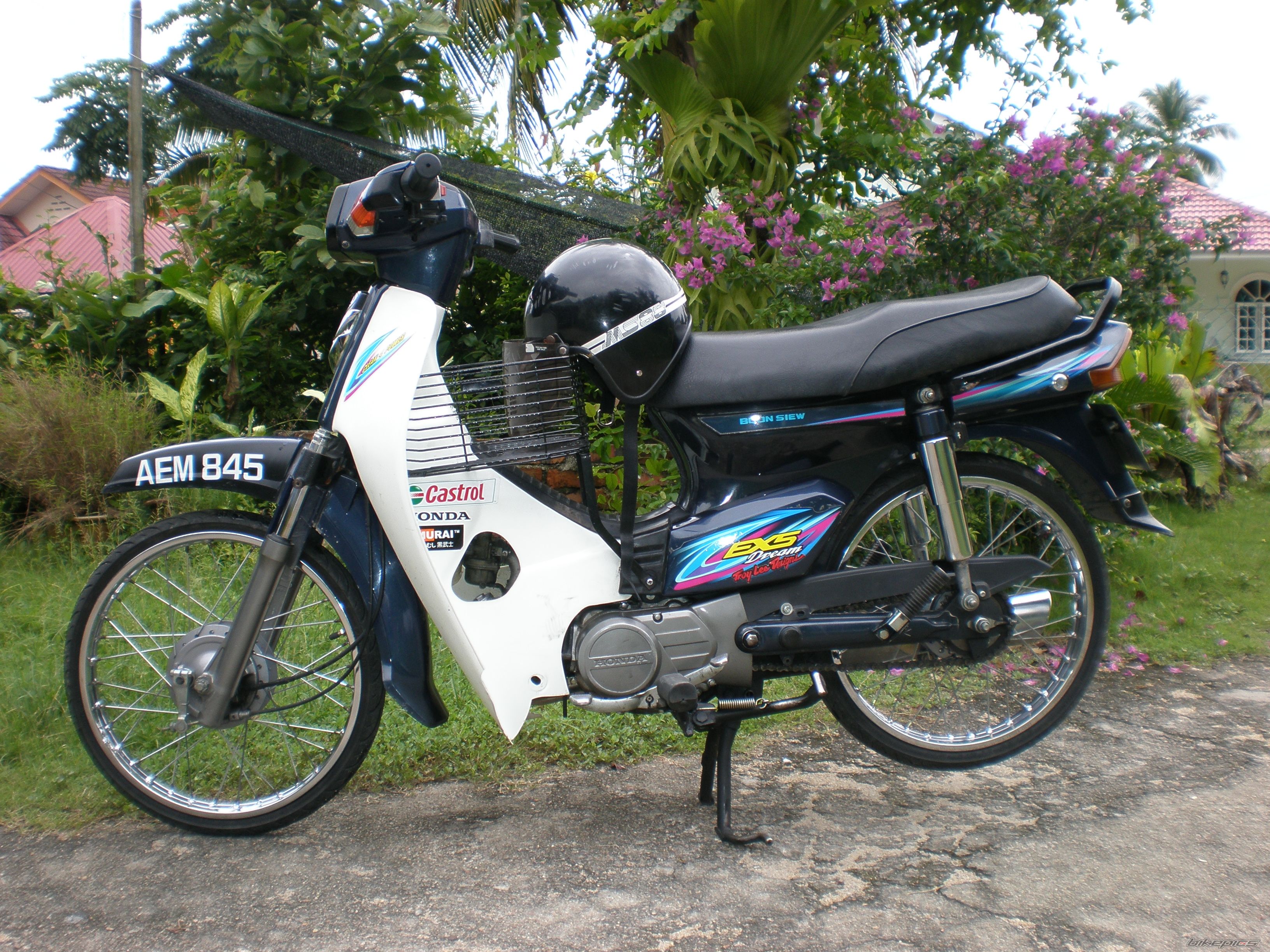 2008 HONDA DREAM 305 | Picture 1126602 motorcycle photo