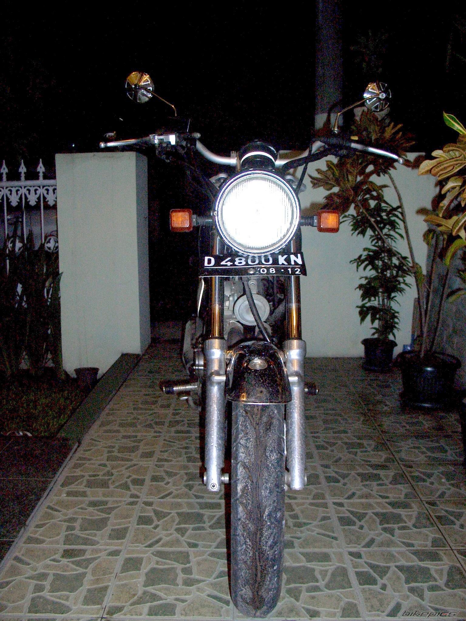 2000 SUZUKI GS 250 | Picture 1126641 motorcycle photo