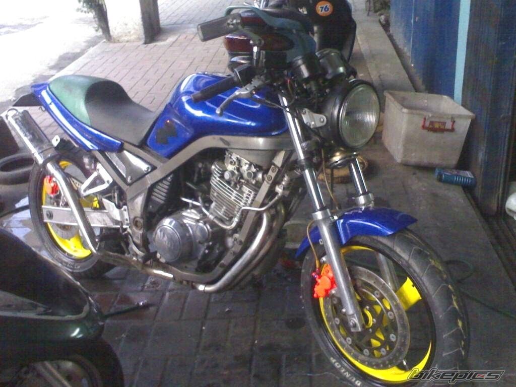 1993 YAMAHA SRX 400 | Picture 1127835 motorcycle photo