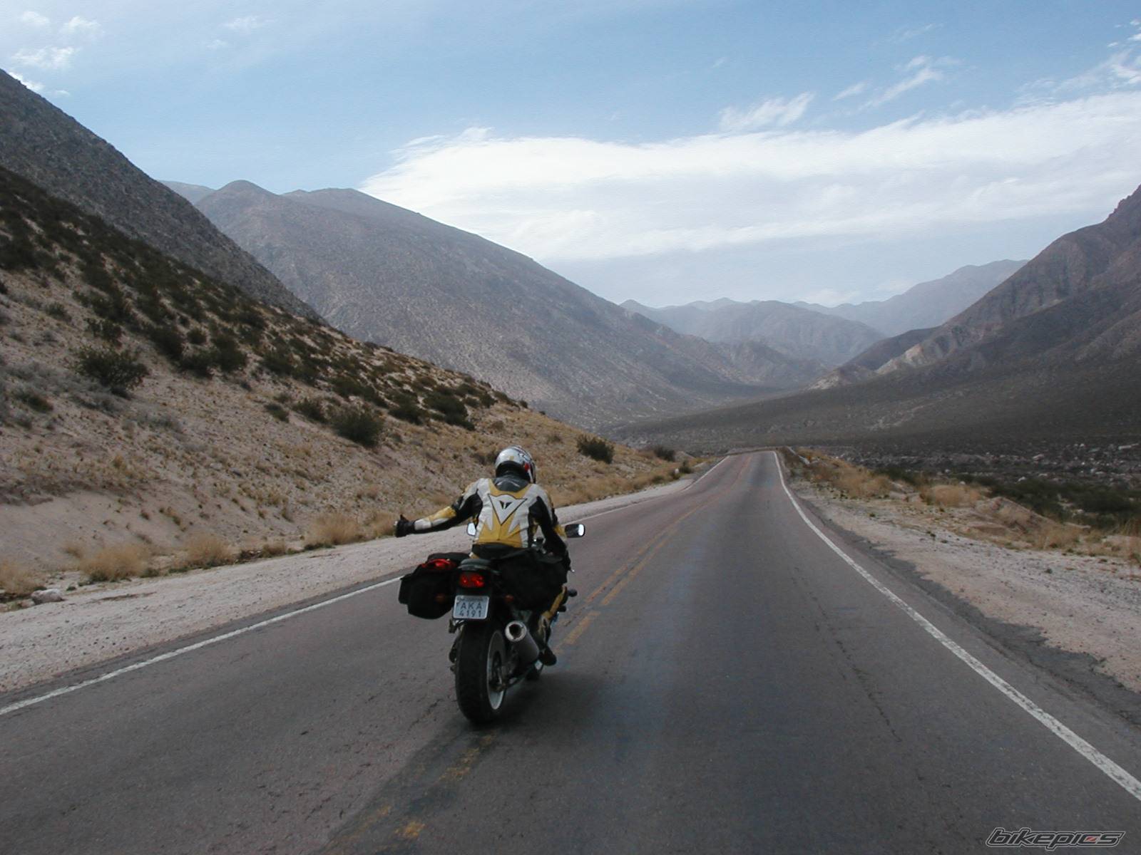 2001 SUZUKI GSX R 1000 | Picture 112877 motorcycle photo