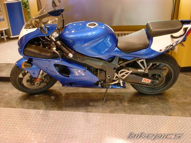 2002 KAWASAKI ZX 7R | Picture 113001 motorcycle photo
