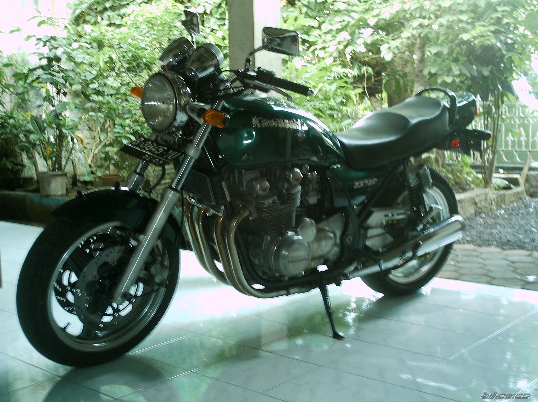 1995 KAWASAKI ZEPHYR 750 | Picture 1133559 motorcycle photo