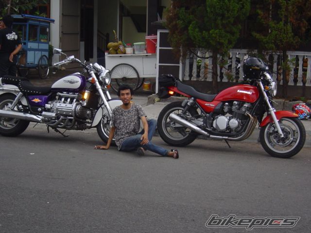 1995 KAWASAKI ZEPHYR 750 | Picture 1133564 motorcycle photo