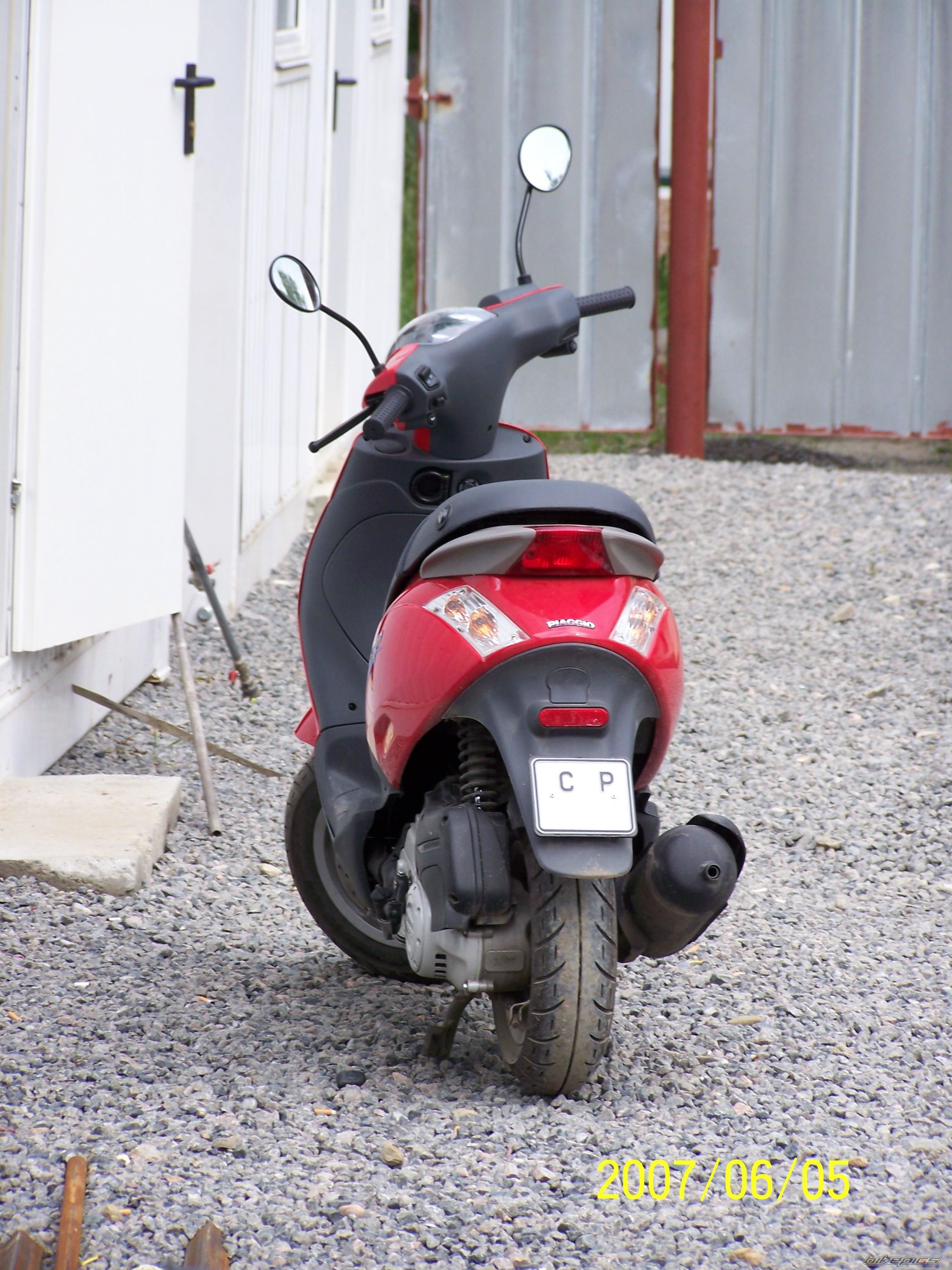 2007 PIAGGIO ZIP | Picture 1134182 motorcycle photo