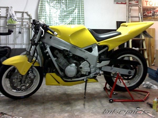 1991 YAMAHA FZR 600 | Picture 1136398 motorcycle photo