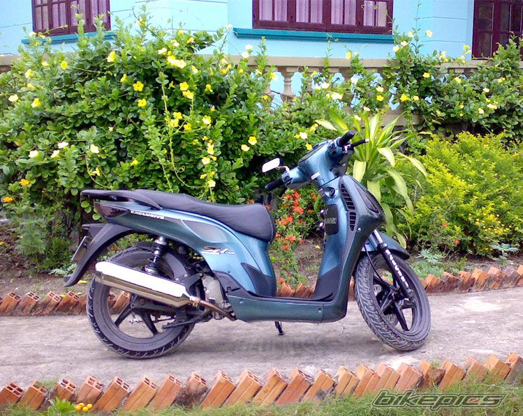 2005 HONDA SH 150 | Picture 1137134 motorcycle photo