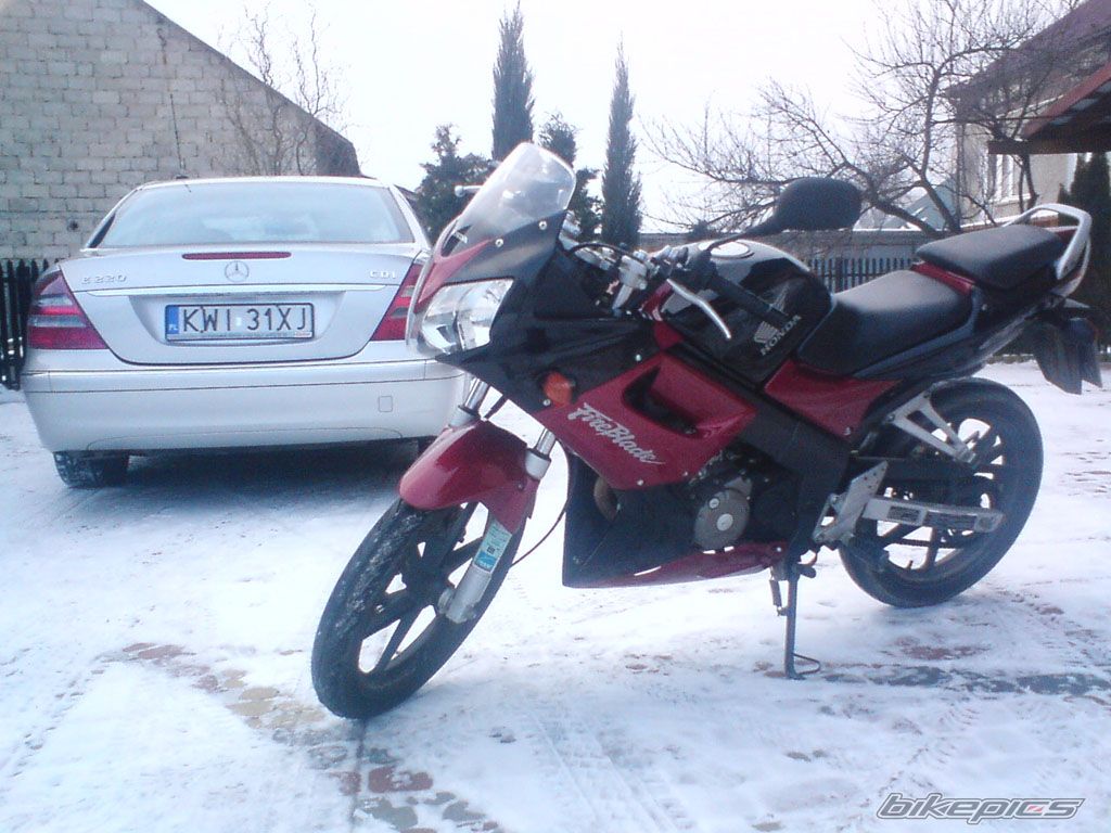 2004 HONDA CBR 125 | Picture 1137683 motorcycle photo