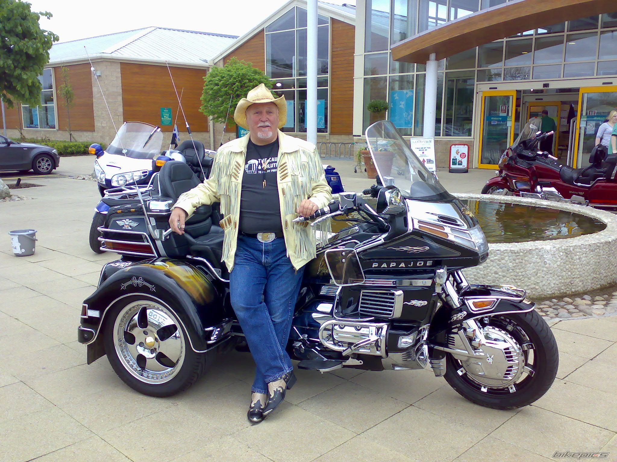 1992 HONDA GOLDWING | Picture 1138242 motorcycle photo