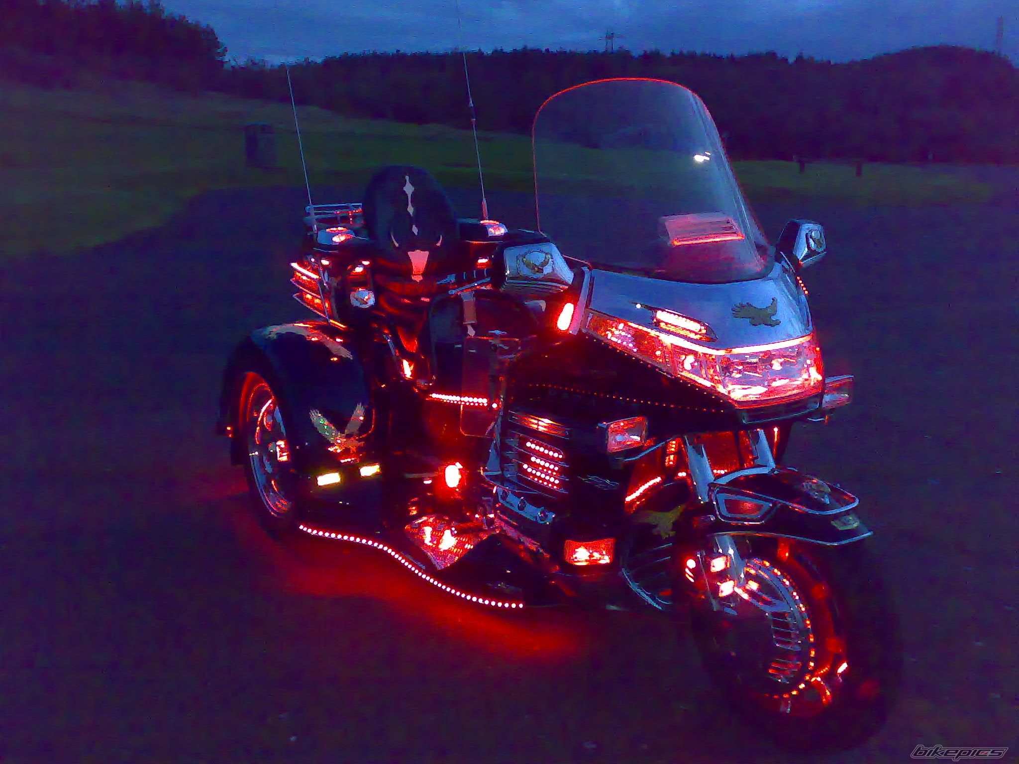 1992 HONDA GOLDWING | Picture 1138244 motorcycle photo