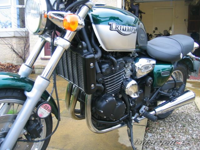 1998 TRIUMPH LEGEND TT | Picture 1140610 motorcycle photo