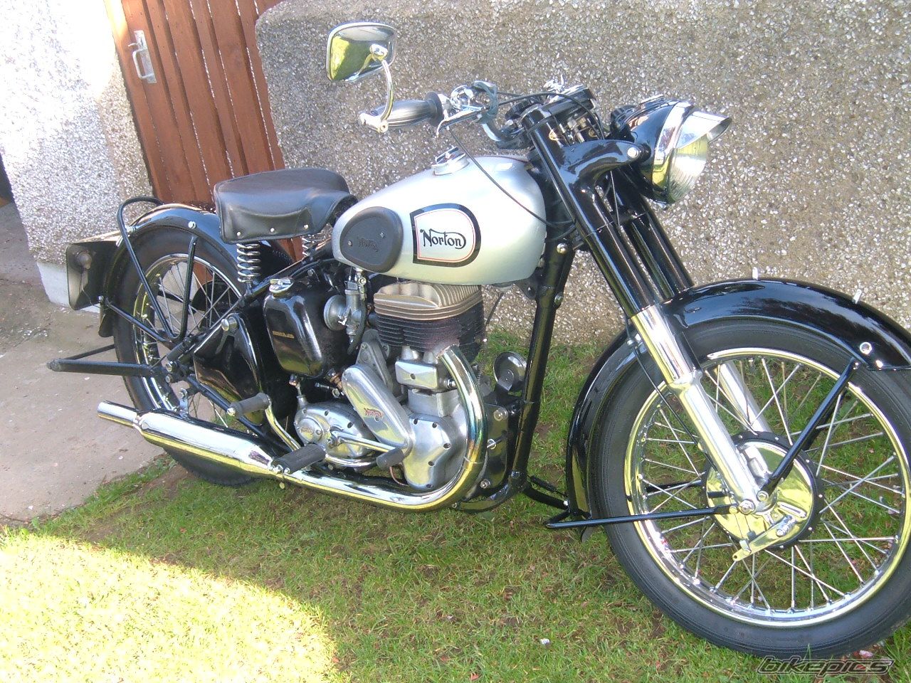 1954 NORTON 16H 500CC | Picture 1142389 motorcycle photo