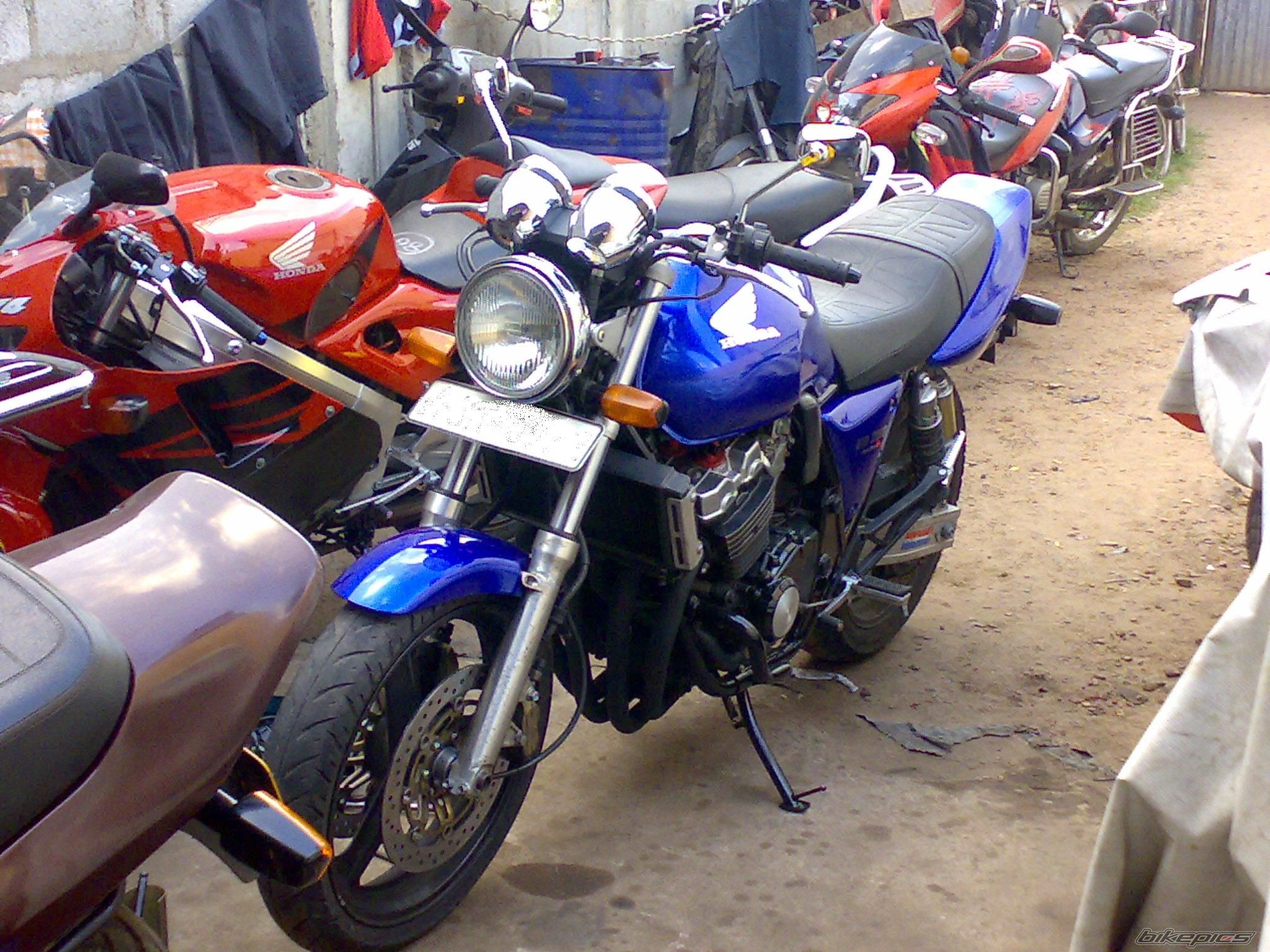 1998 HONDA CB 400 | Picture 1142398 motorcycle photo