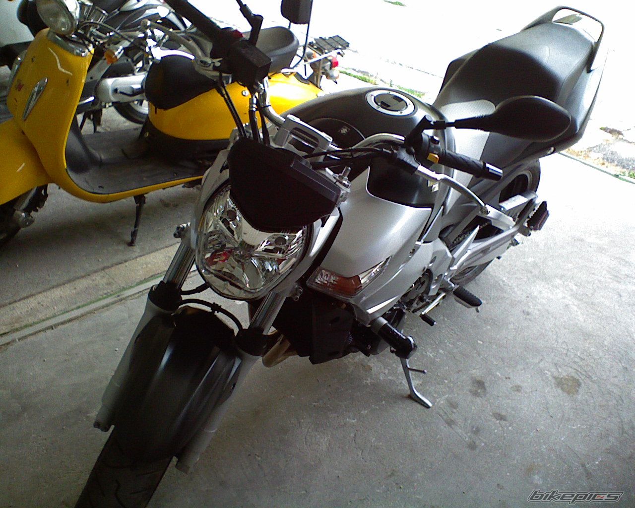 2007 SUZUKI GSR 600 | Picture 1146781 motorcycle photo