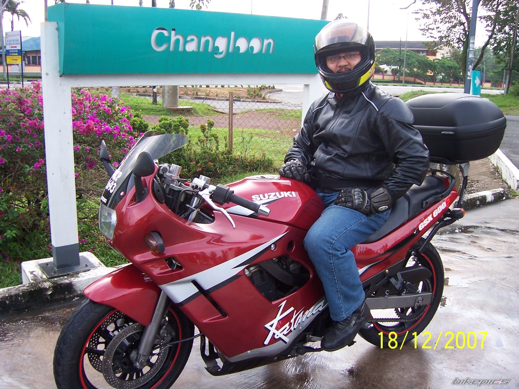 1992 SUZUKI GSX 600 | Picture 1146850 motorcycle photo