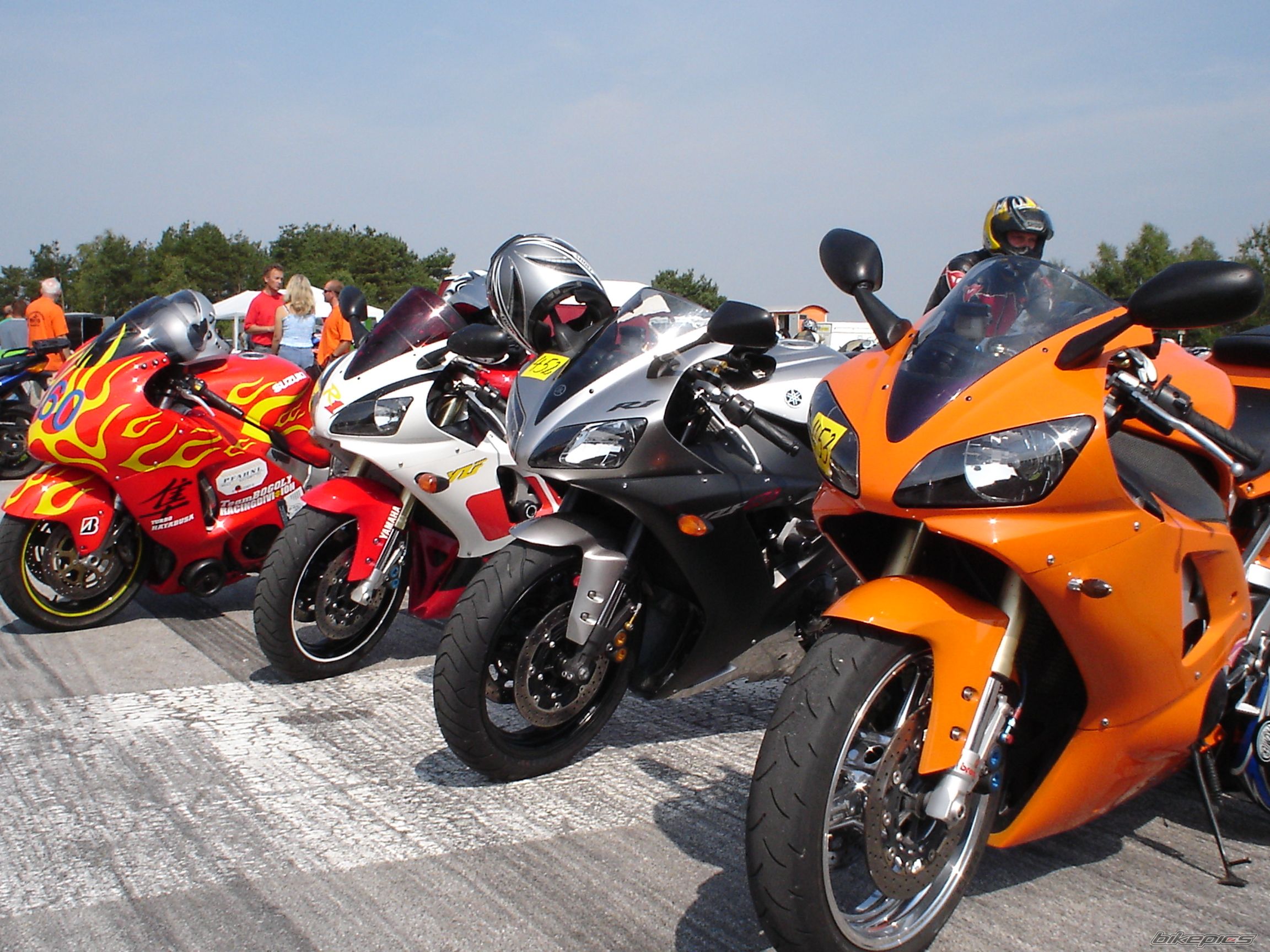 2009 YAMAHA FZ 1N | Picture 1147138 motorcycle photo