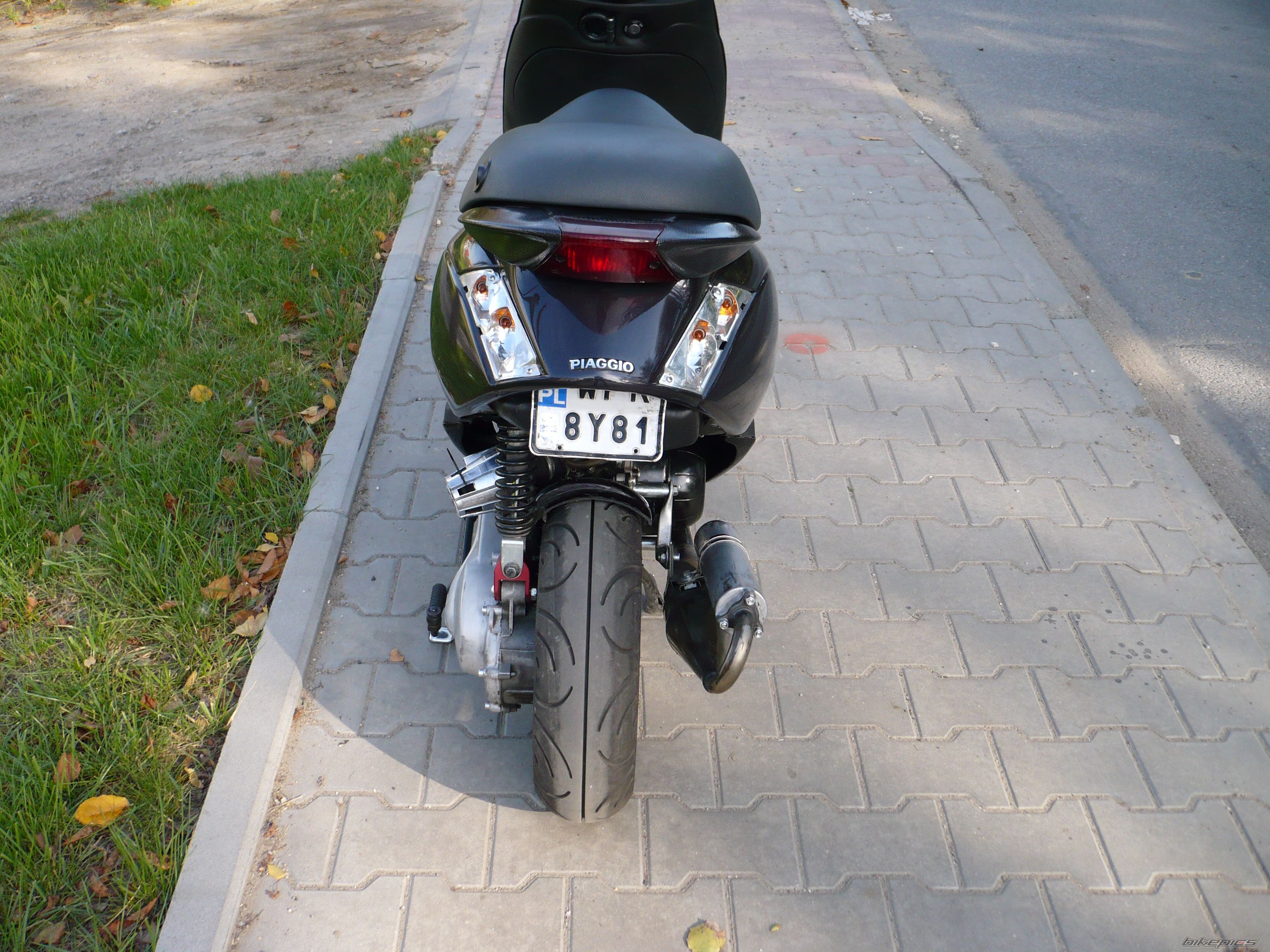 2004 PIAGGIO ZIP | Picture 1148000 motorcycle photo