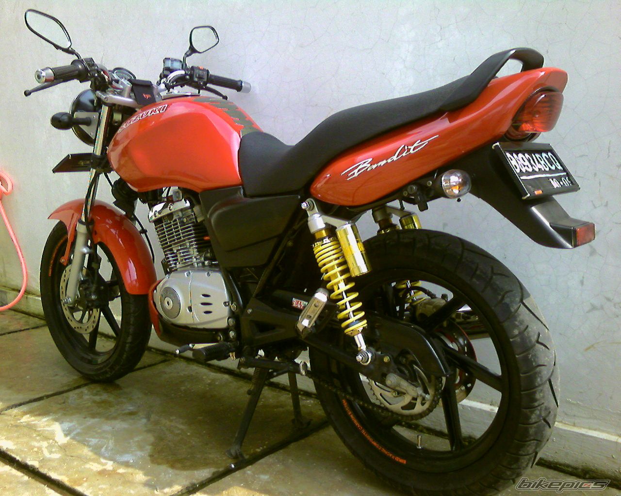 2004 SUZUKI EN 125 | Picture 1148463 motorcycle photo