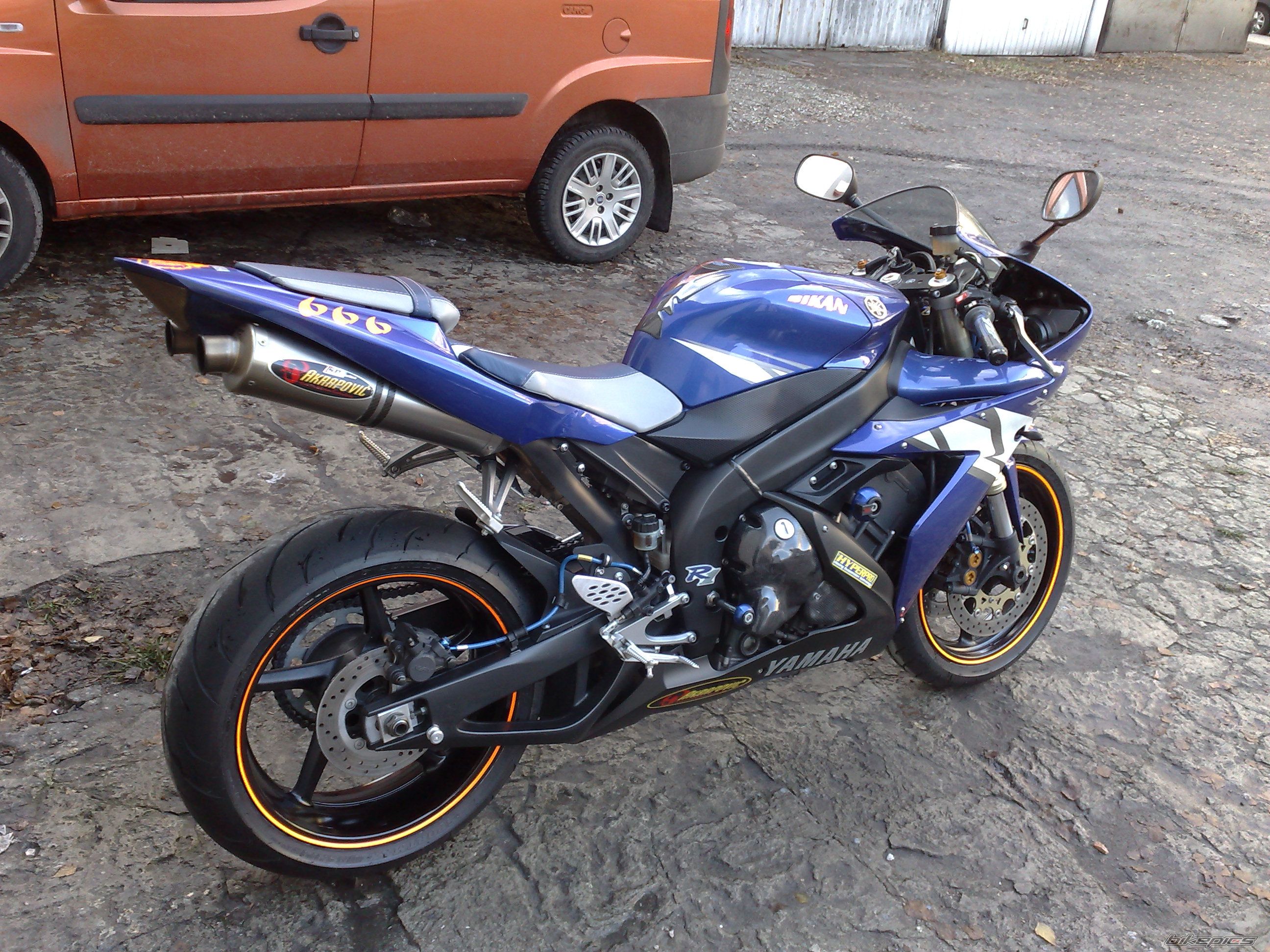 2004 YAMAHA YZF R1 | Picture 1150293 motorcycle photo