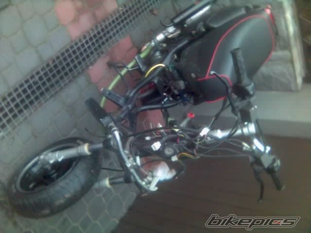 2000 MALAGUTI F 12 50 | Picture 1150942 motorcycle photo
