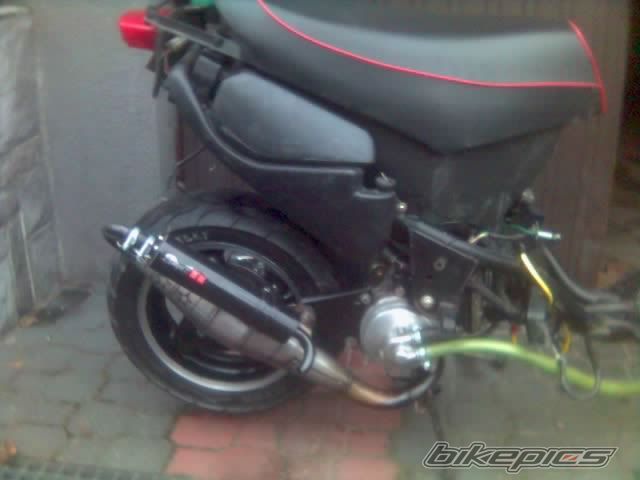 2000 MALAGUTI F 12 50 | Picture 1150944 motorcycle photo
